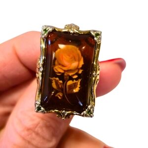 Gems En Vogue Carved Amber Ring